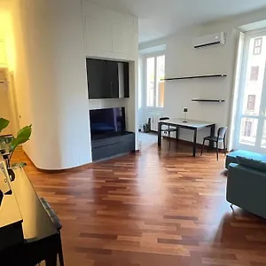 https://alloggio-intero-lunigiana.italymilanhotels.net